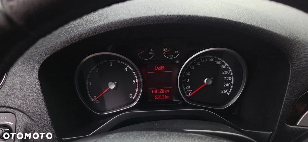 Ford Galaxy 2.0 TDCi Ghia - 23