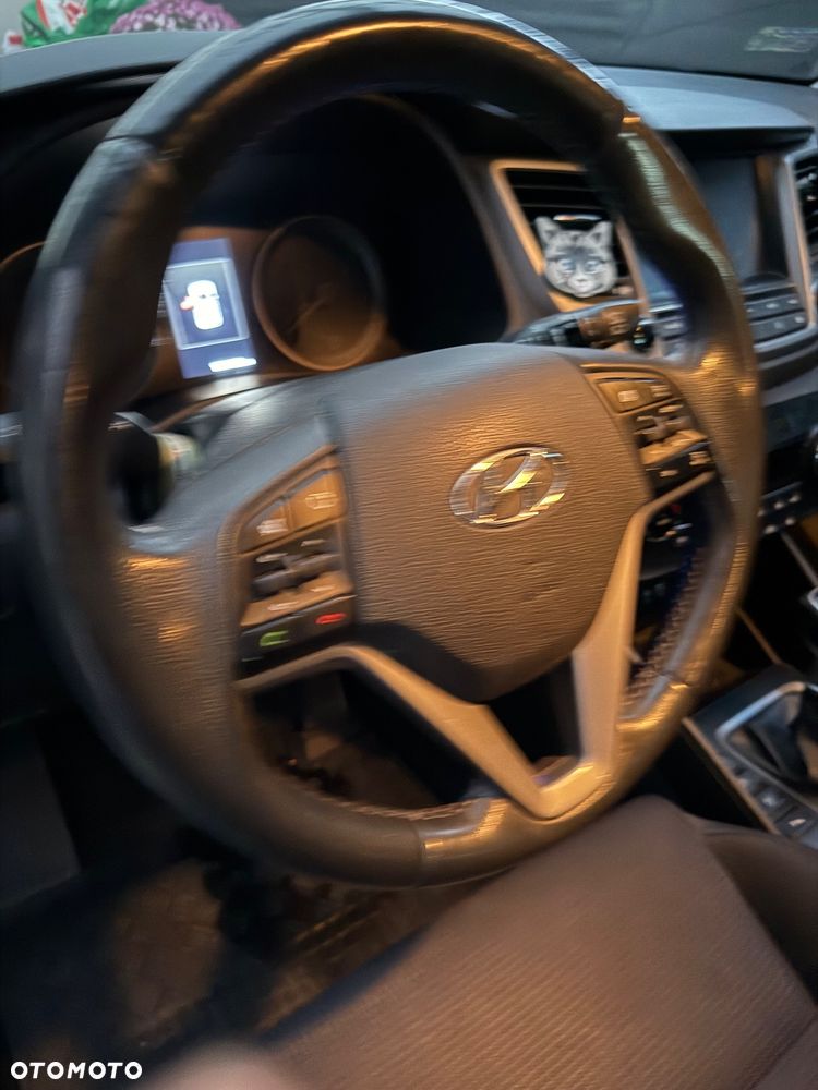 Hyundai Tucson 2.0 CRDI BlueDrive GO 2WD - 15