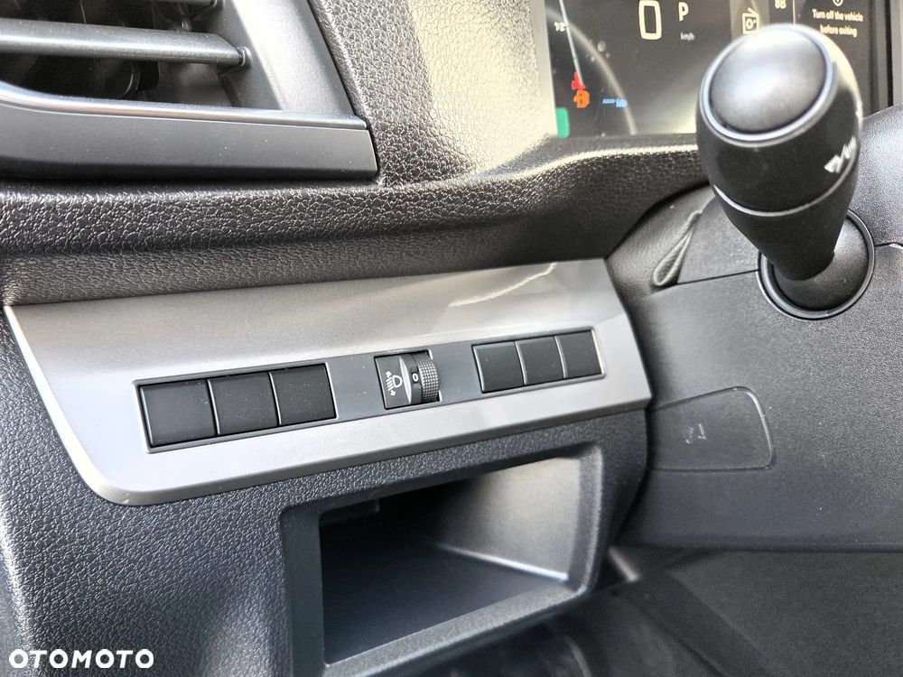 Peugeot Traveller 2.2 BlueHDi Long Business EAT8 - 13