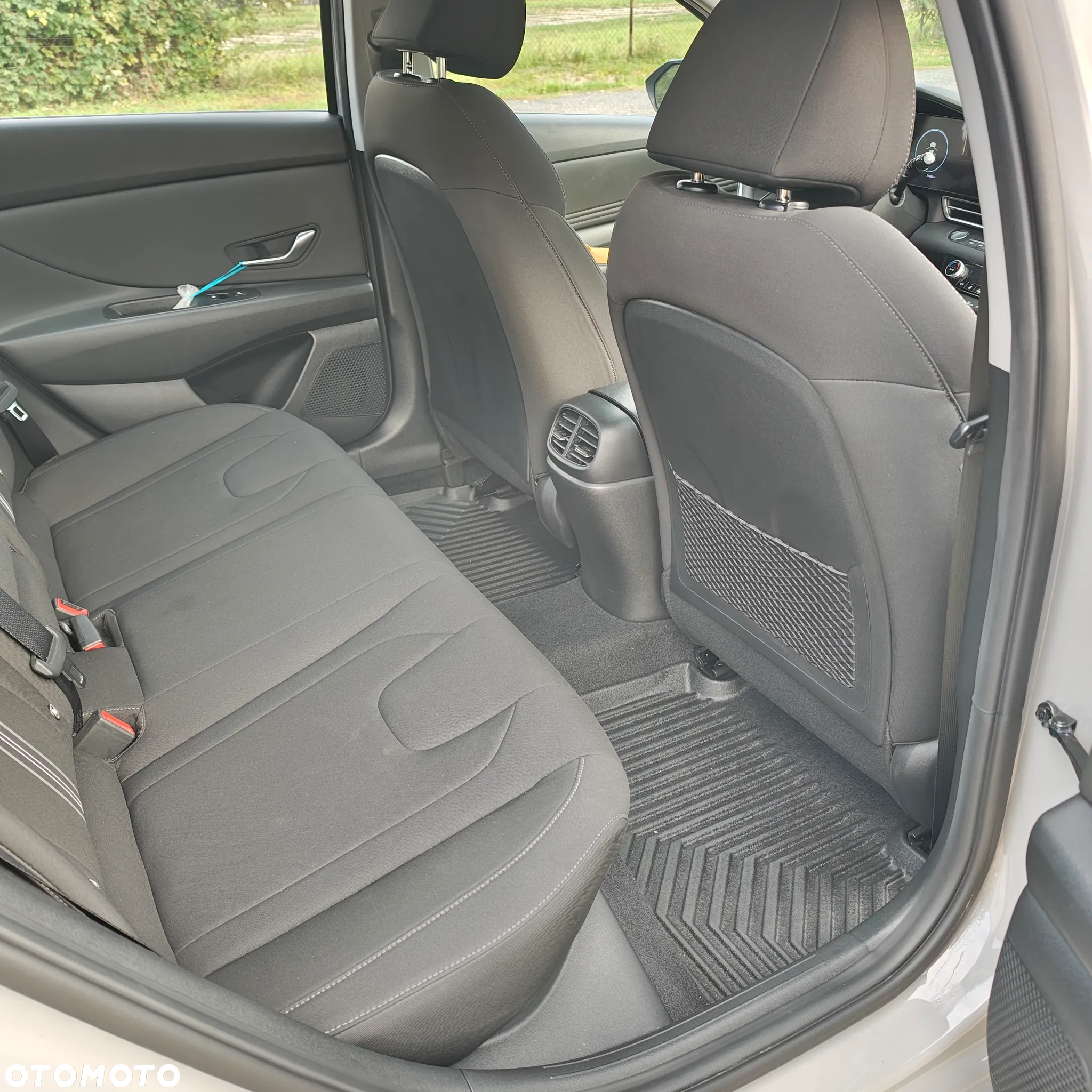 Hyundai Elantra 1.6 Executive CVT - 18