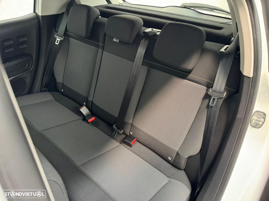 Citroën C3 1.2 PureTech Shine - 36