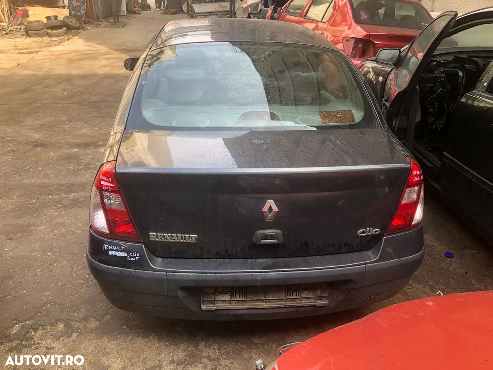 Stop stanga/stop dreapta spate Renault Clio 2005 - 2