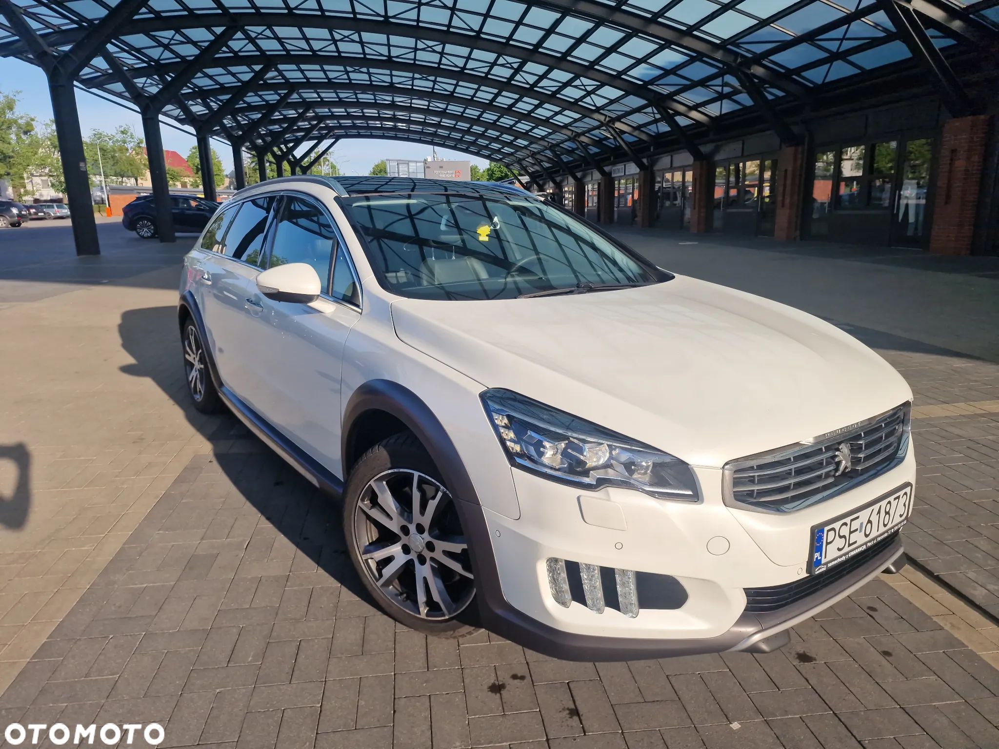 Peugeot 508 RXH 2.0 HDi HYbrid4 - 1