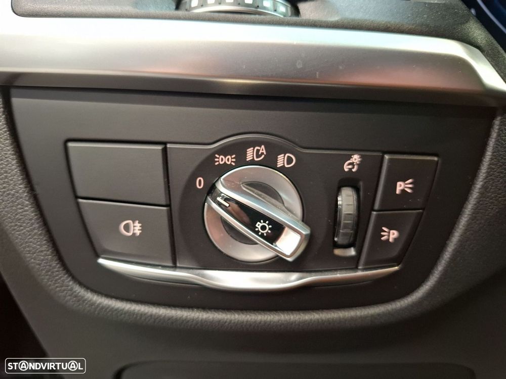 BMW X3 30 e xDrive Pack M - 21