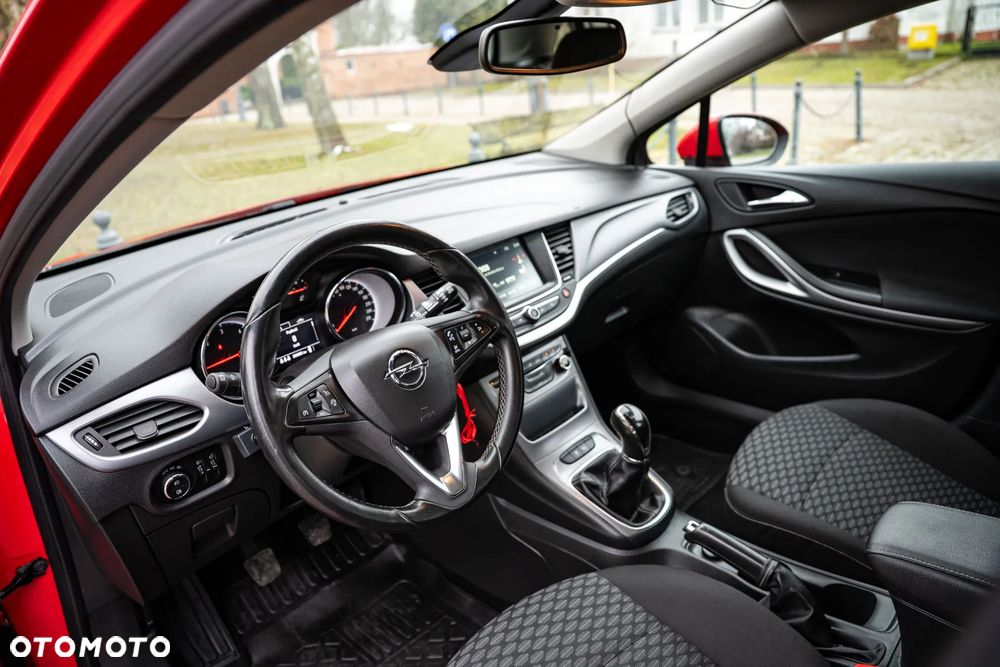 Opel Astra 1.6 CDTI Elite - 9