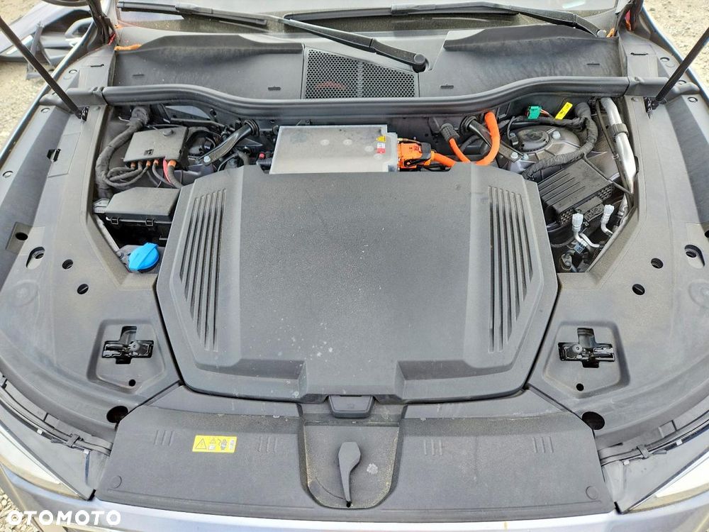 Audi e-tron - 9