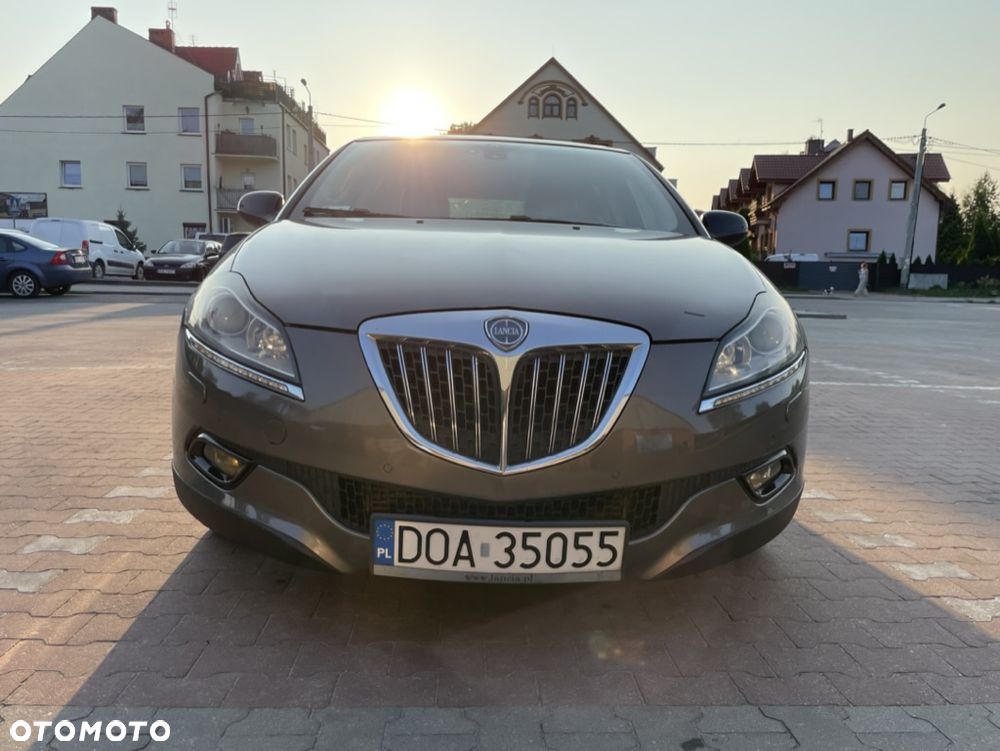 Lancia Delta 1.8 T-Jet Executive Sportronic - 3