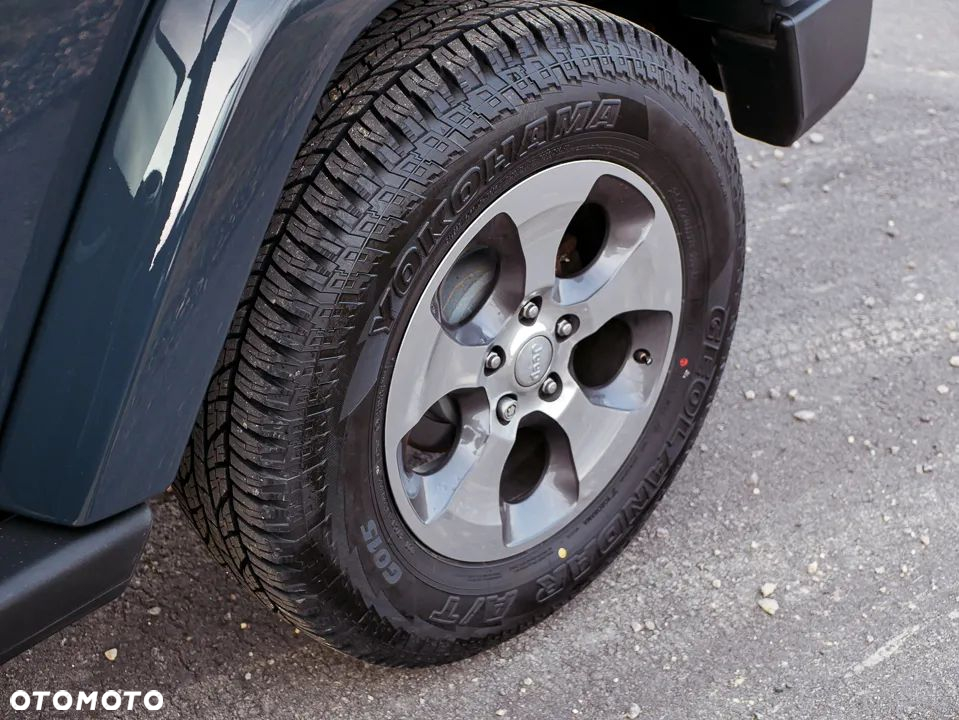 Jeep Wrangler - 19