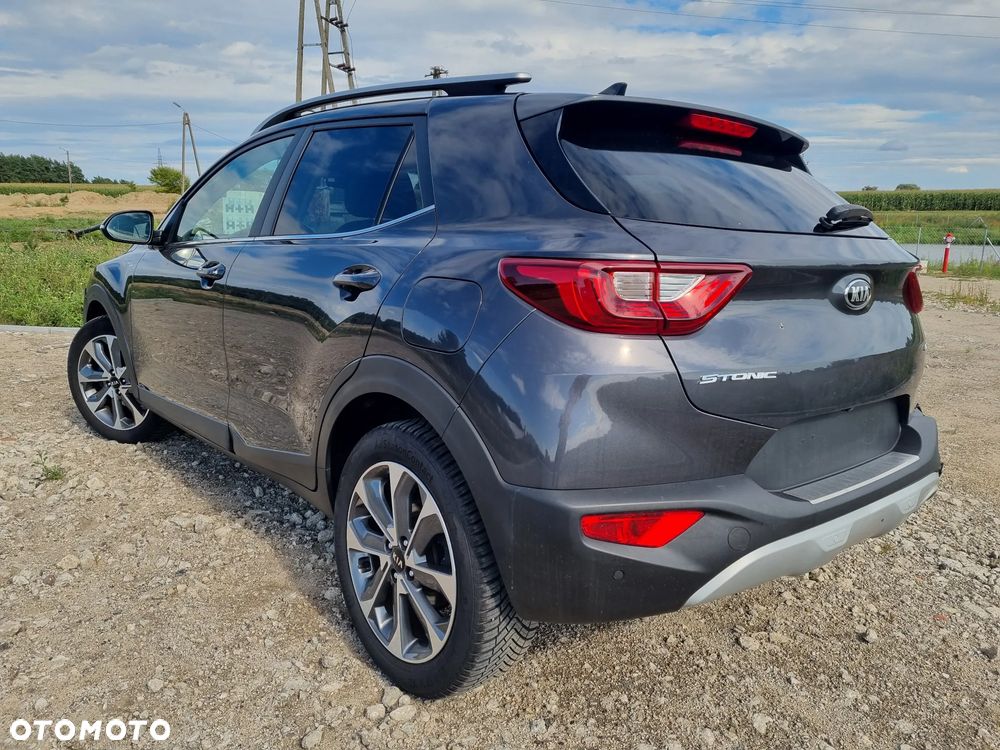 Kia Stonic - 2