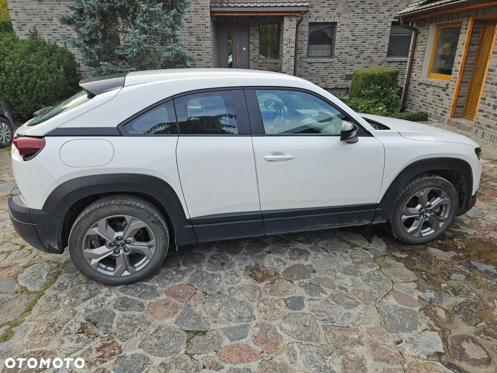 Mazda MX-30 e-SKYACTIV - 3