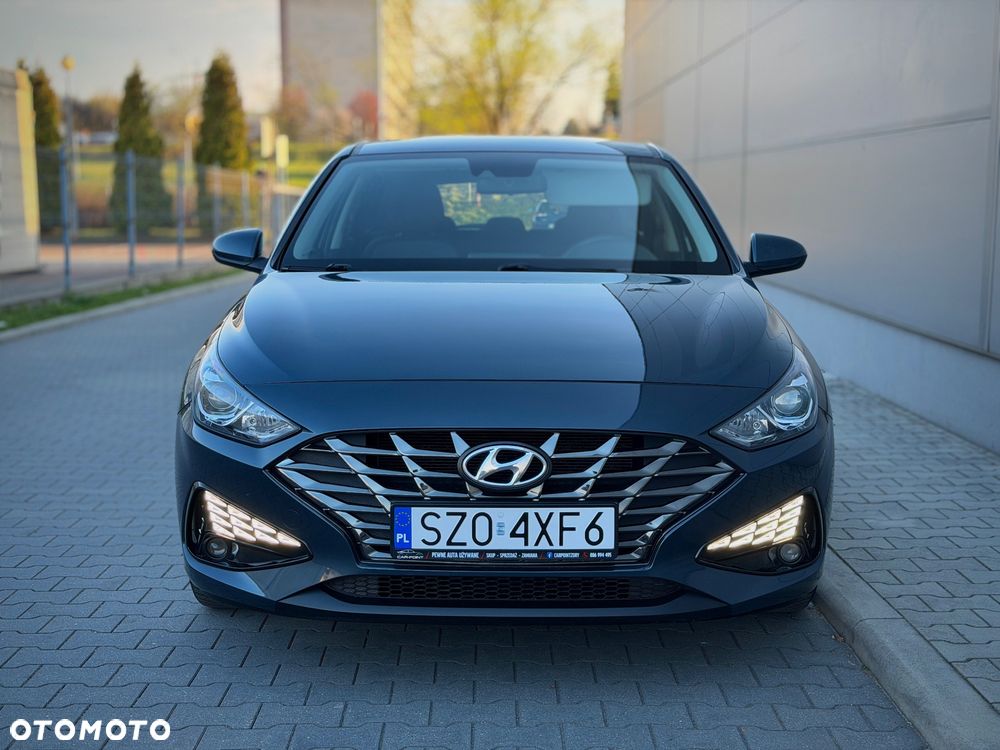 Hyundai i30 1.5 DPI Modern - 10