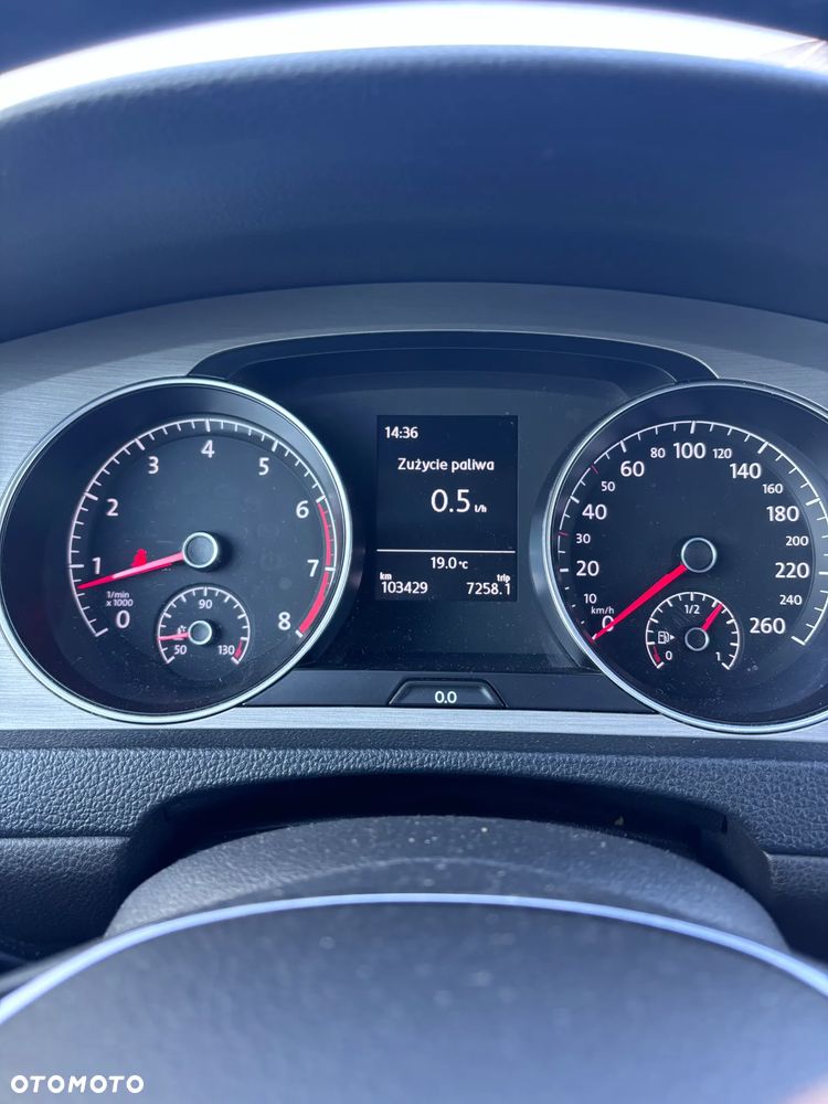 Volkswagen Golf 1.2 TSI BlueMot Comfortline - 4