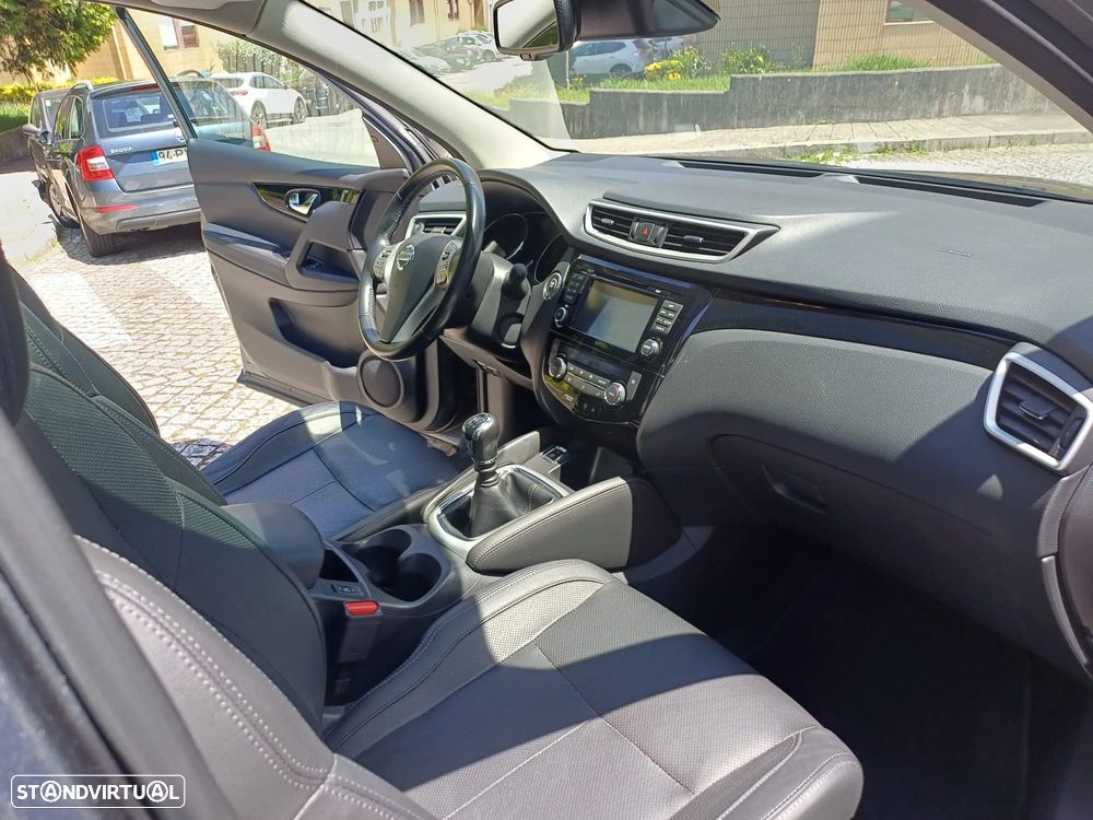Nissan Qashqai 1.2 DIG-T Tekna Premium Pele S P.Preta - 21