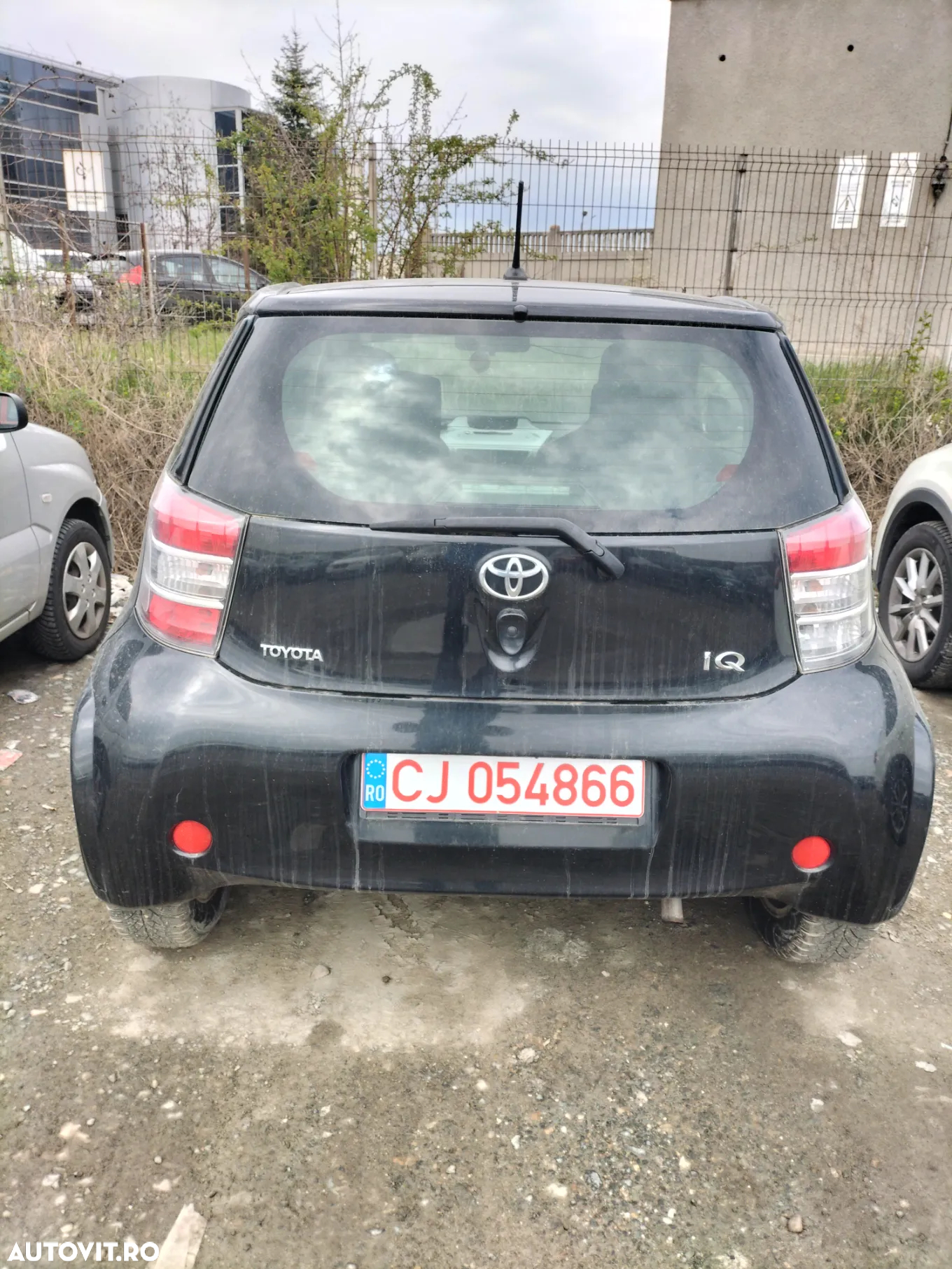 Toyota iQ 1.0 - 5
