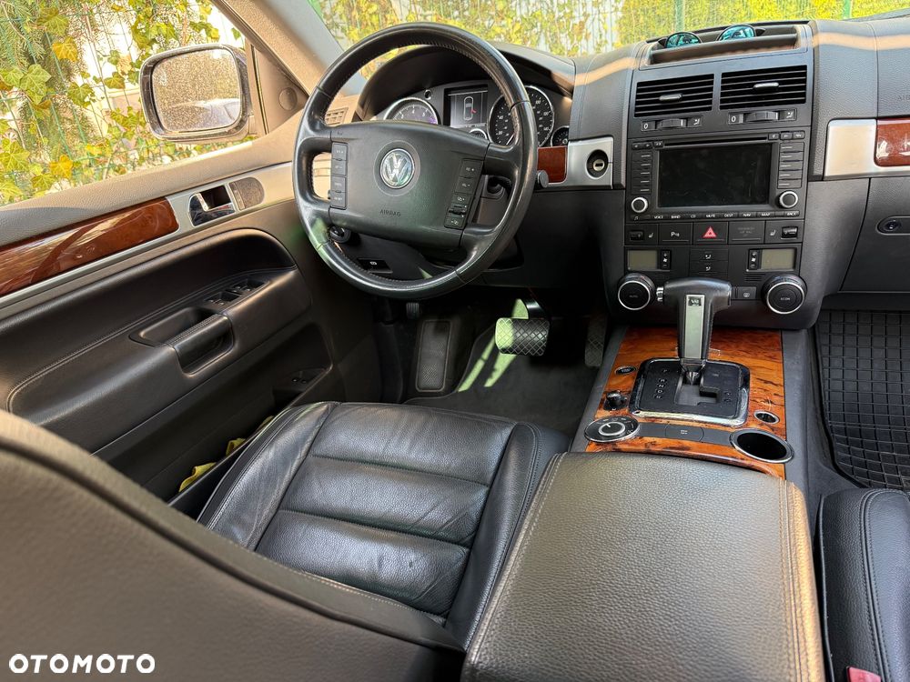 Volkswagen Touareg 3.6 V6 FSI Automatik - 1