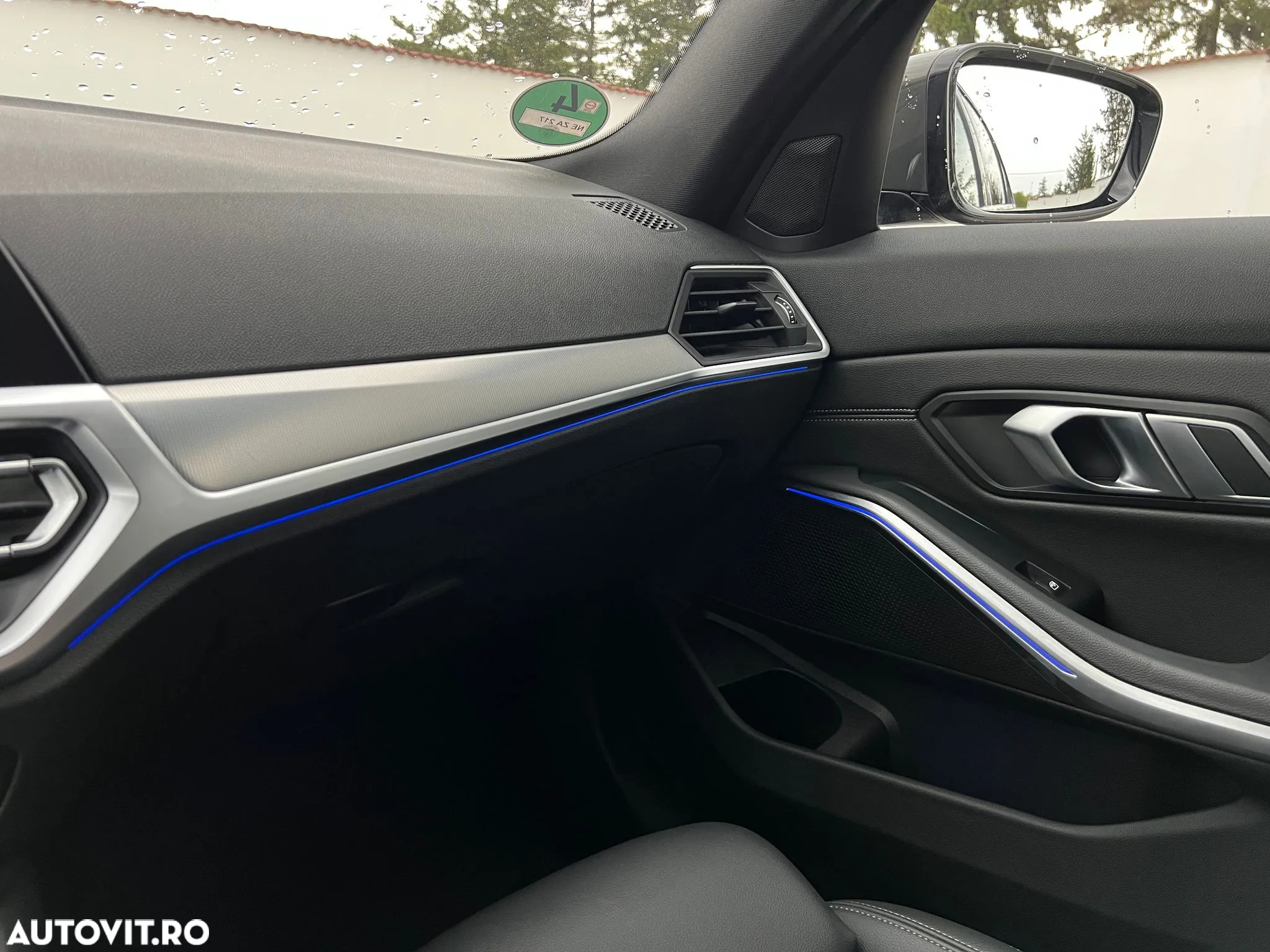 BMW Seria 3 320d Aut. Sport Line - 30