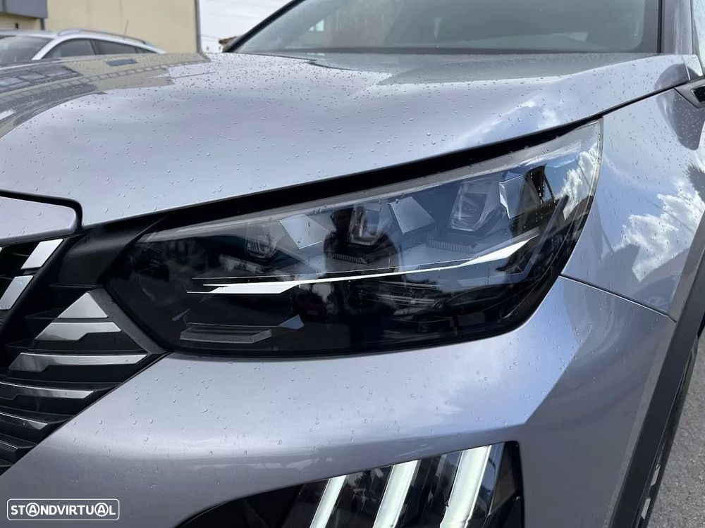 Peugeot e-2008 50 kWh GT - 53