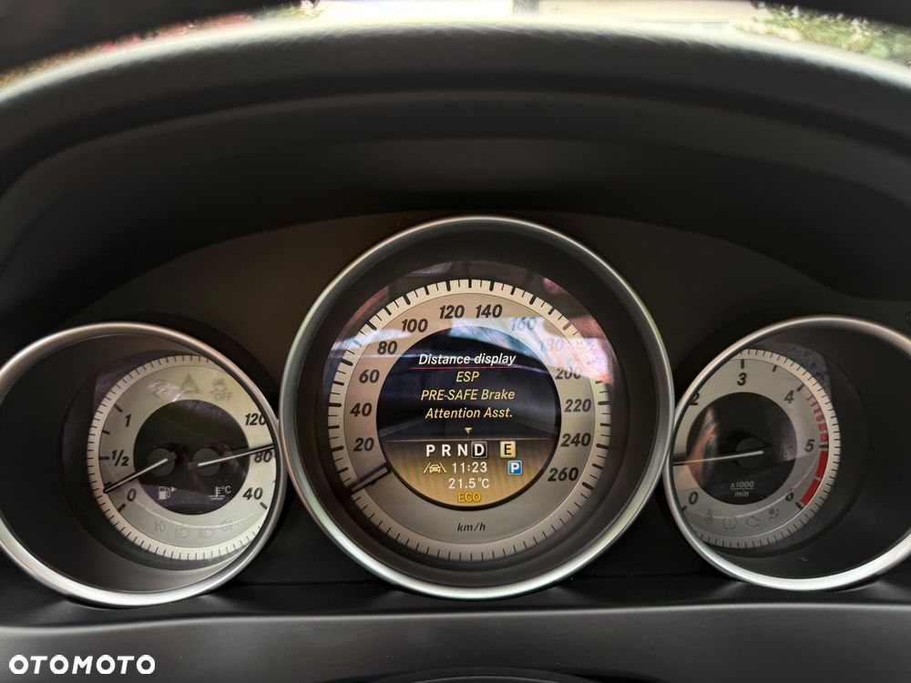 Mercedes-Benz Klasa C 250 CDI DPF 4Matic (BlueEFFICIENCY) 7G-TRONIC Avantgarde - 24