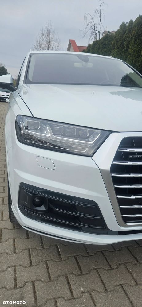 Audi Q7 - 10