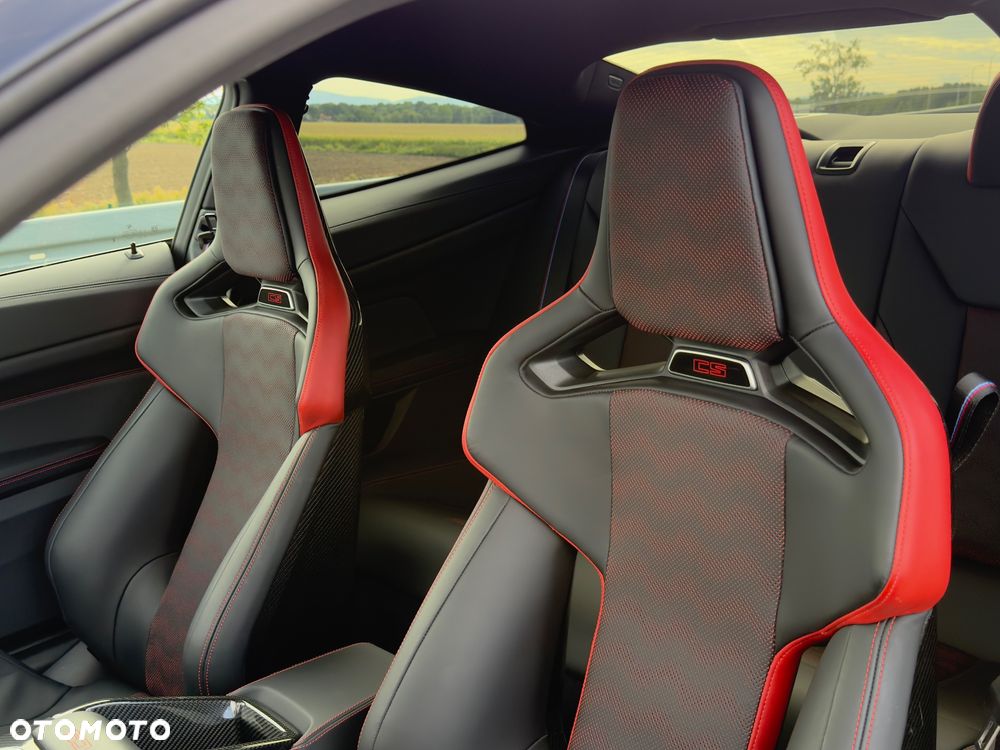 BMW M4 CS xDrive - 19