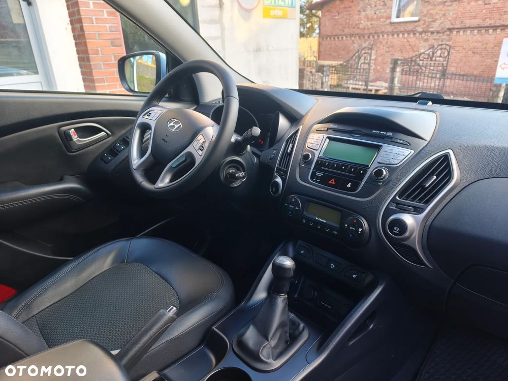 Hyundai ix35 - 24