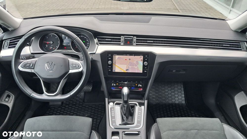 Volkswagen Passat 2.0 TDI EVO Elegance DSG - 6