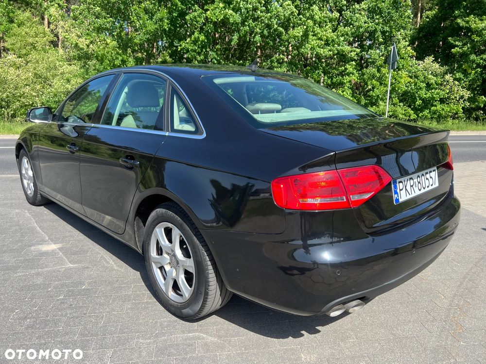 Audi A4 Limousine - 6