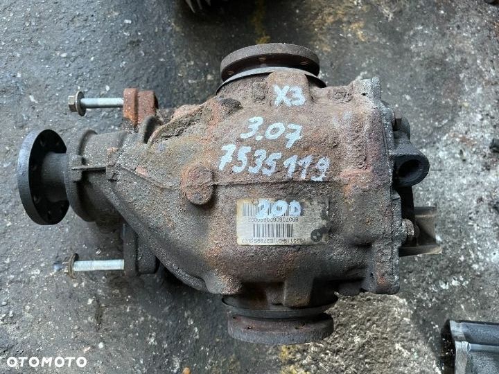 Most dyfer tylny Bmw e83 x3 2.0d - 1