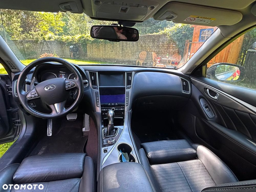 Infiniti Q50 Q50S Hybrid AWD - 17