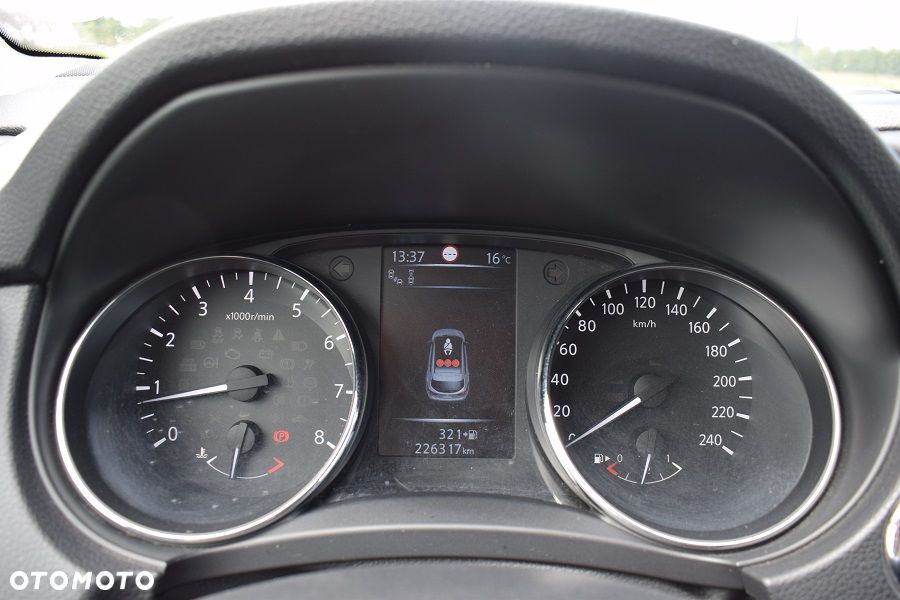 Nissan Qashqai 1.6 DIG-T Tekna+ - 17