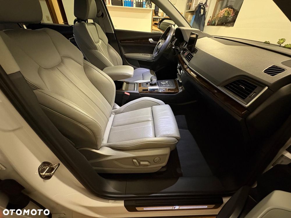 Audi Q5 2.0 TDI Quattro S tronic - 11