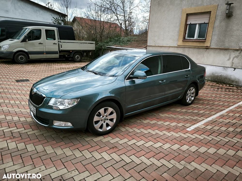 Skoda Superb Combi 2.0 TDI Ambition - 5