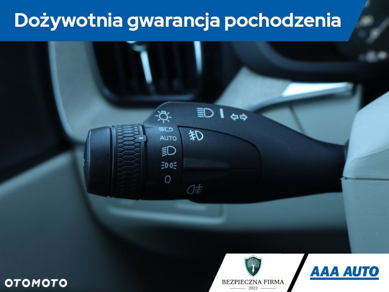 Volvo XC 60 - 23