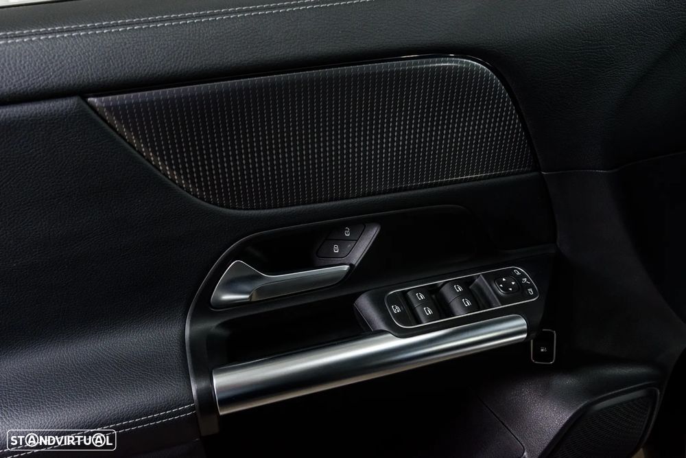 Mercedes-Benz GLA 250 - 15