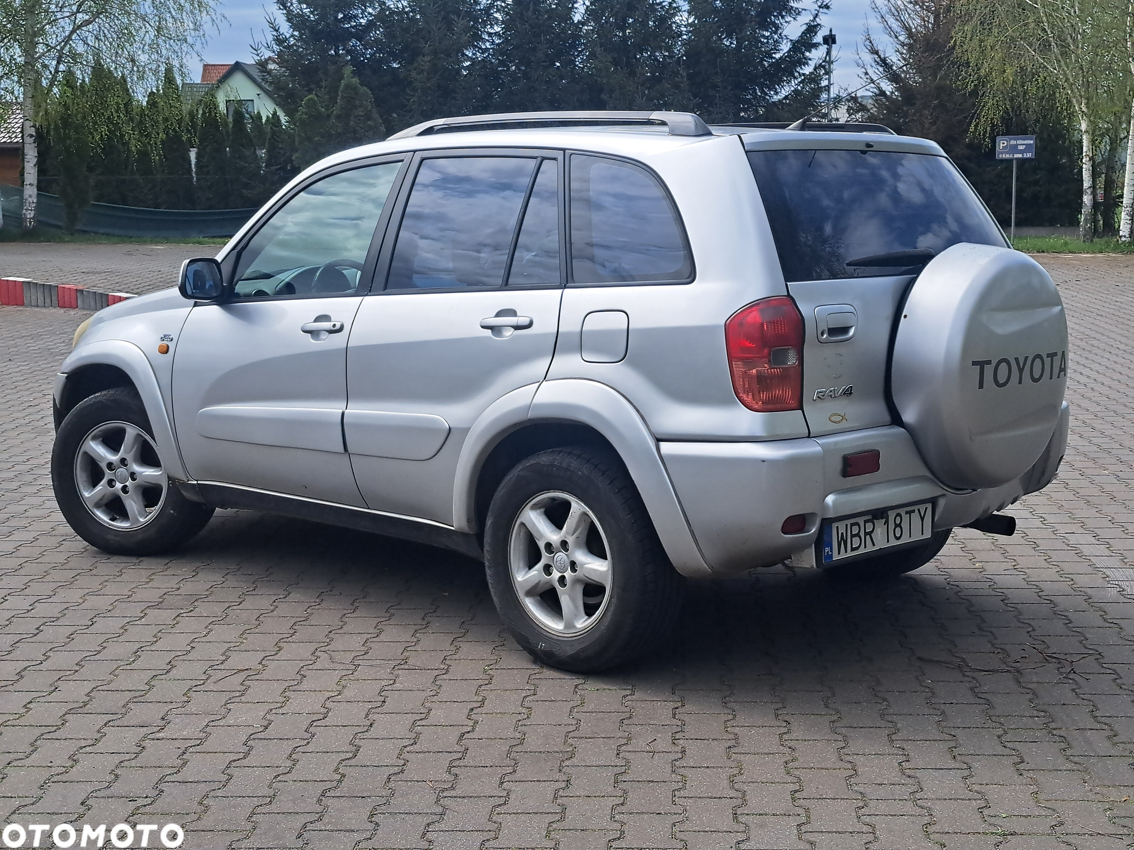 Toyota RAV4 2.0 D-4D 4x4 - 12