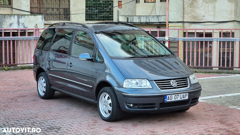 Volkswagen Sharan 2.0 TDI Special - 3