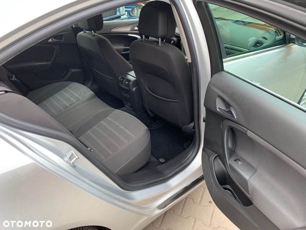 Opel Insignia 2.0 CDTI automatik Business Edition - 21