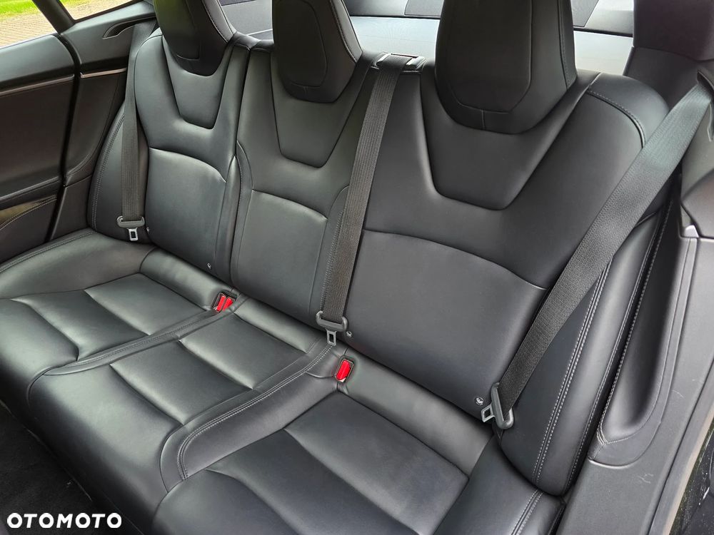 Tesla Model S Long Range Plus - 15