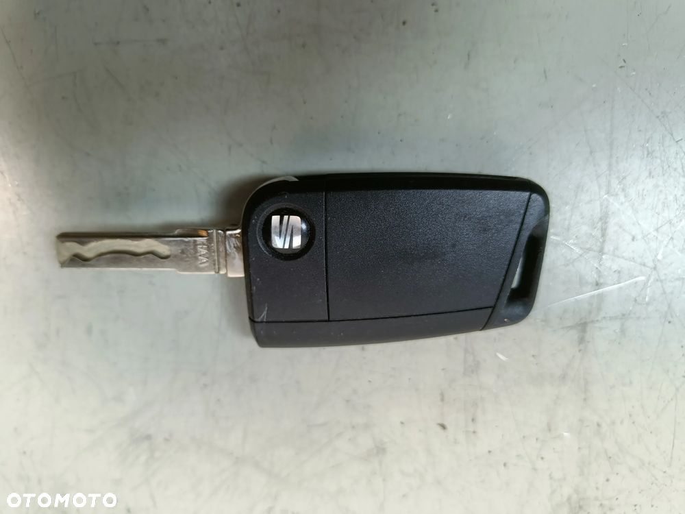 Stacyjka Kluczyk Seat Leon 3 III Karoq Arona Tarraco 1K0905851 5Q0905865 - 8