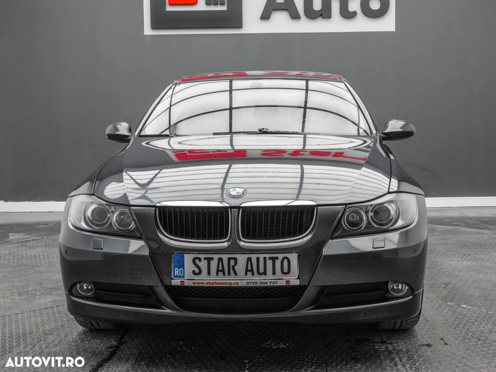 BMW Seria 3 318i - 2