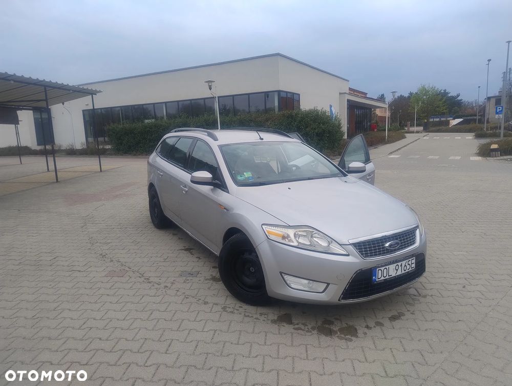 Ford Mondeo 2.0 TDCi Ghia - 9
