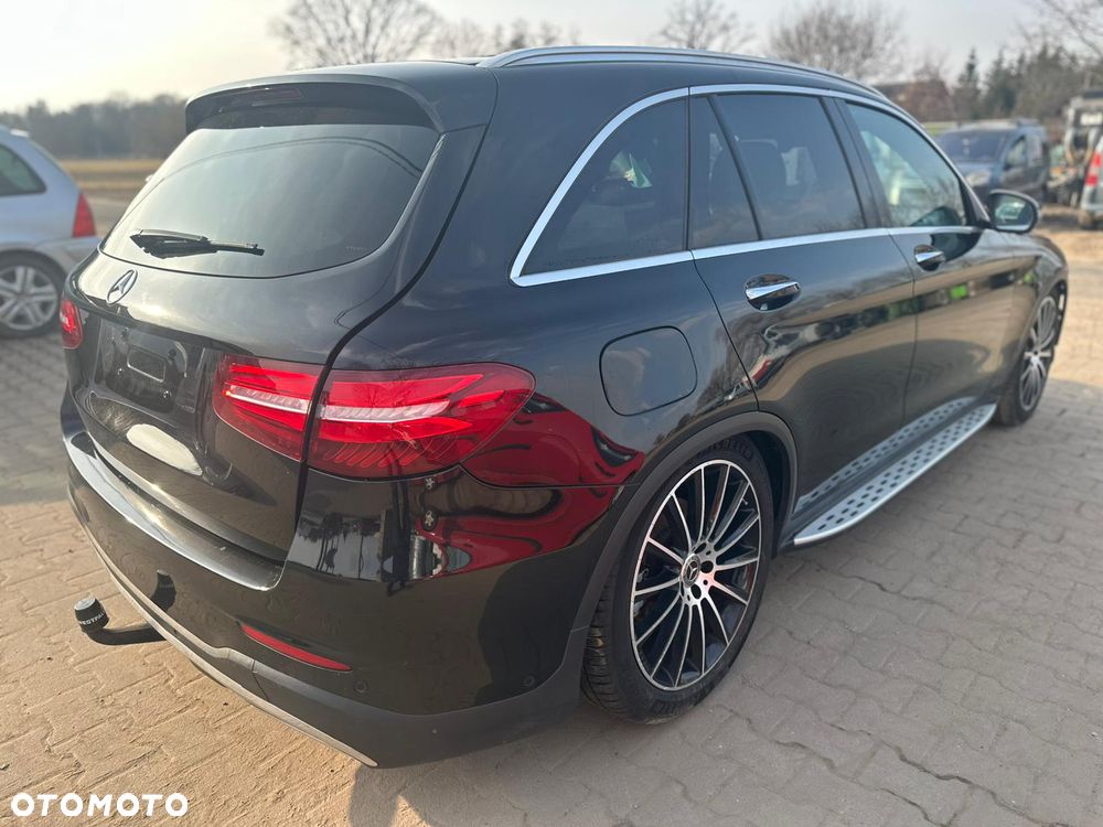 Mercedes-Benz GLC - 10