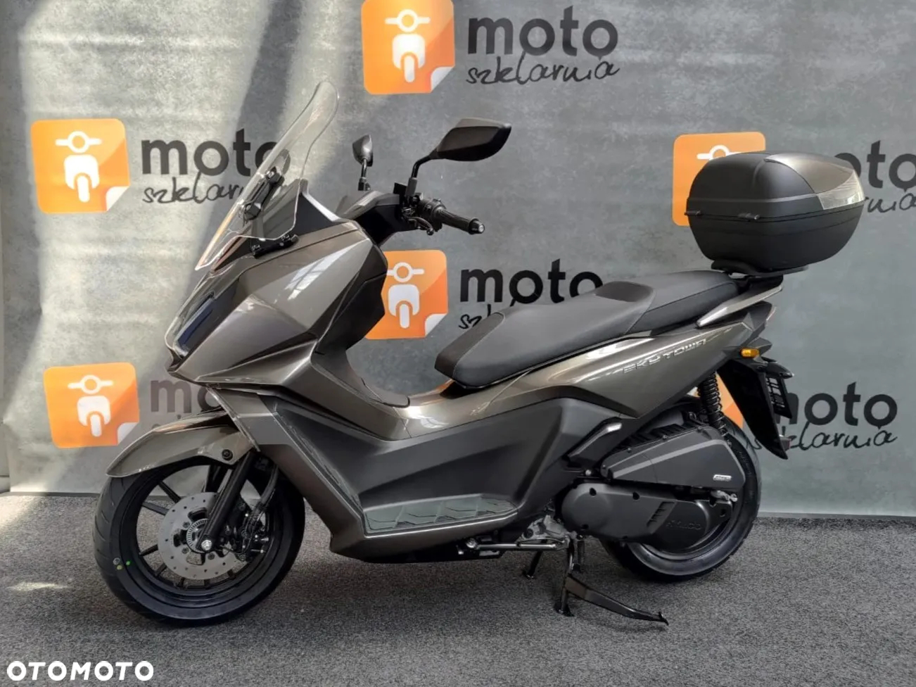 Kymco Skytown - 9