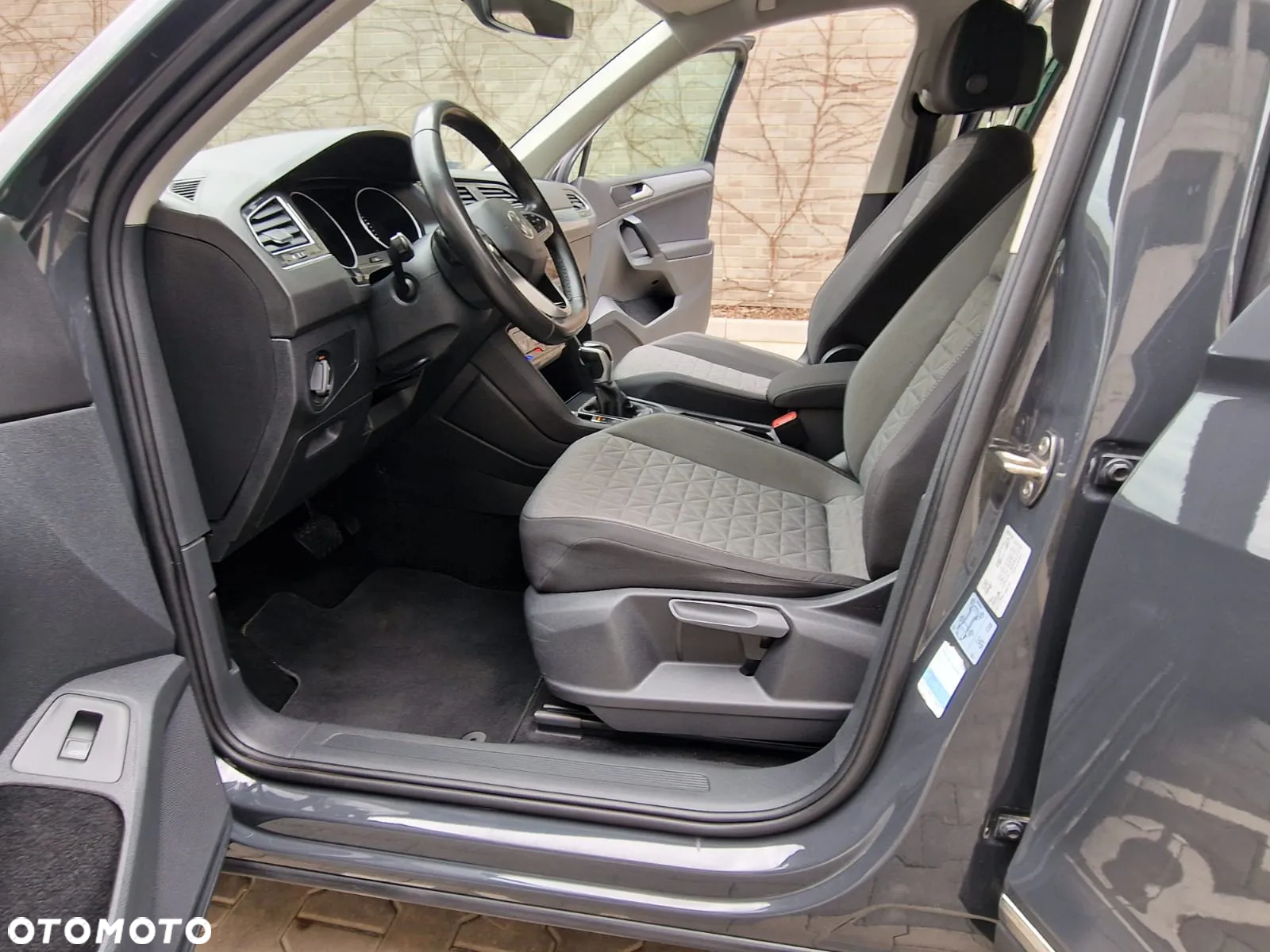 Volkswagen Tiguan 2.0 TDI SCR 4Mot Elegance DSG - 22