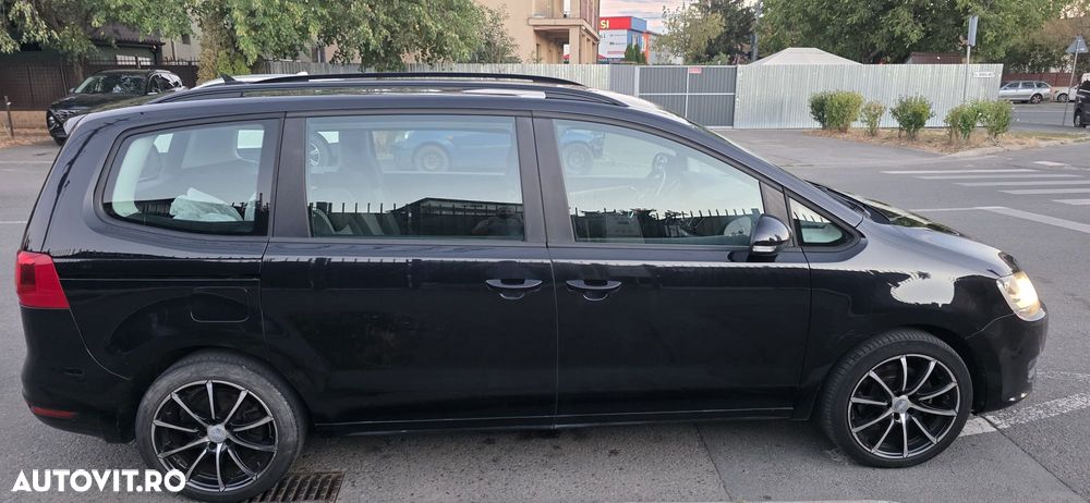 Volkswagen Sharan 2.0 TDI DSG BlueMotion Technology Trendline - 10