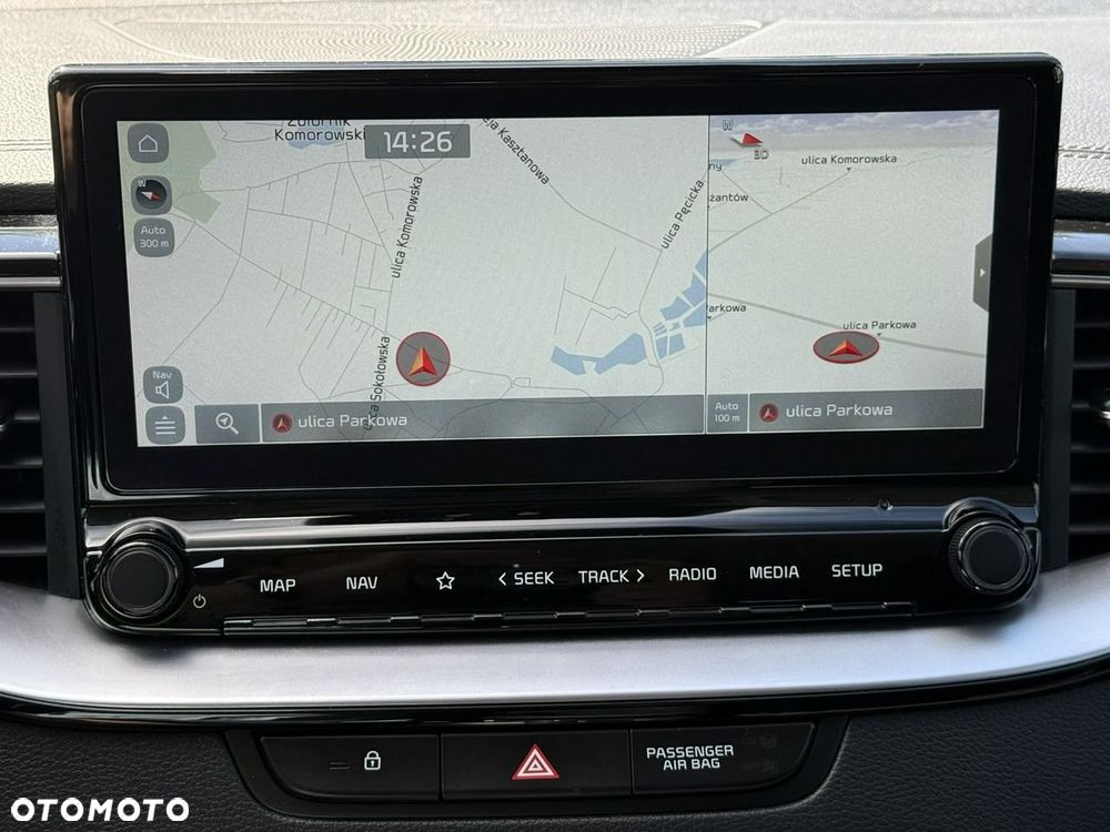 Kia Ceed - 25