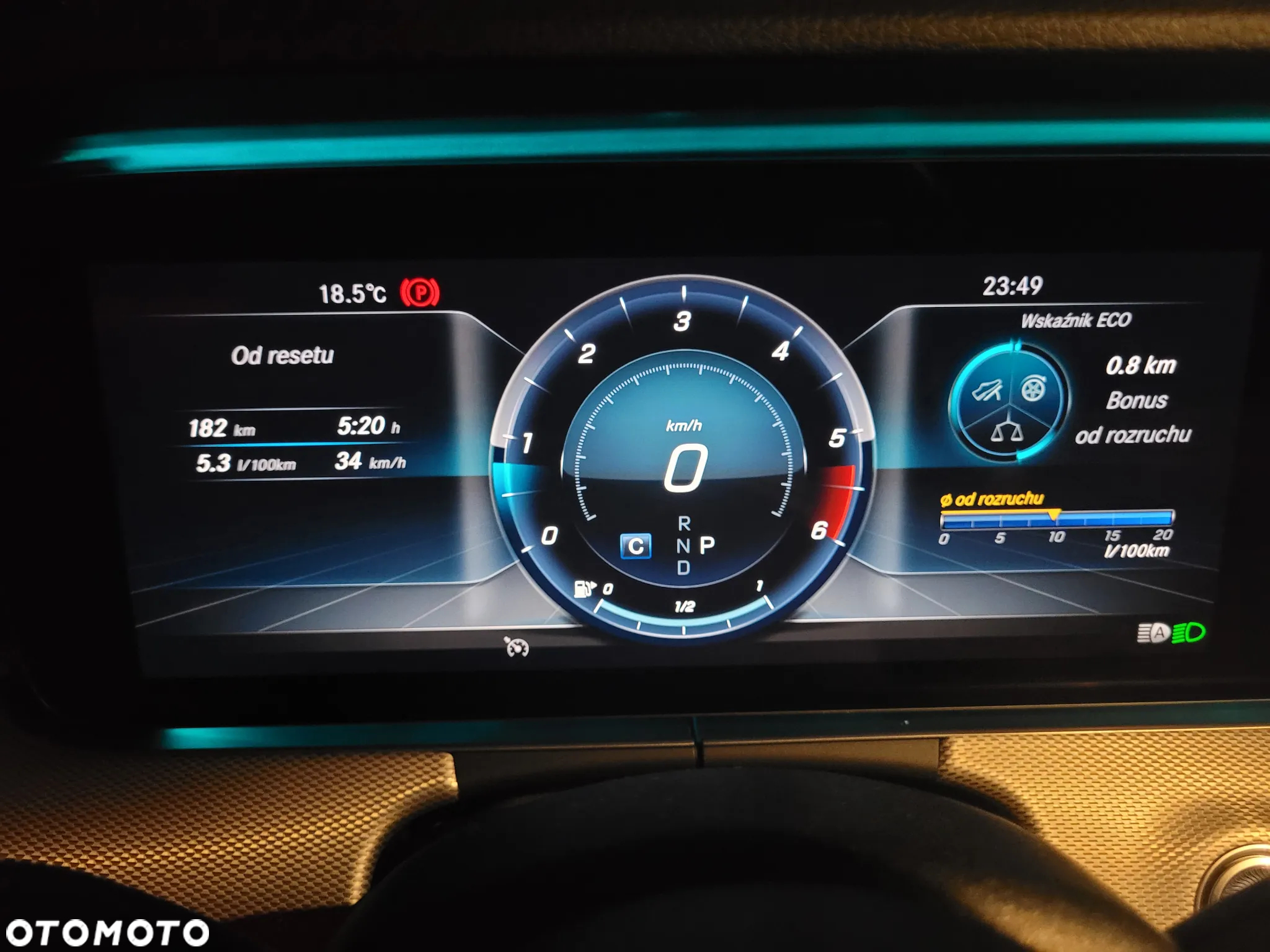 Mercedes-Benz Klasa E 220 d 4-Matic 9G-TRONIC - 26