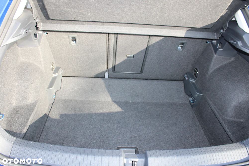 Volkswagen T-Roc 1.5 TSI Life DSG - 39