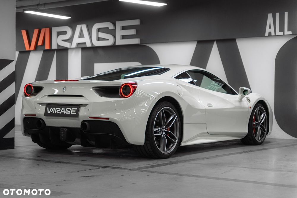 Ferrari 488 - 14