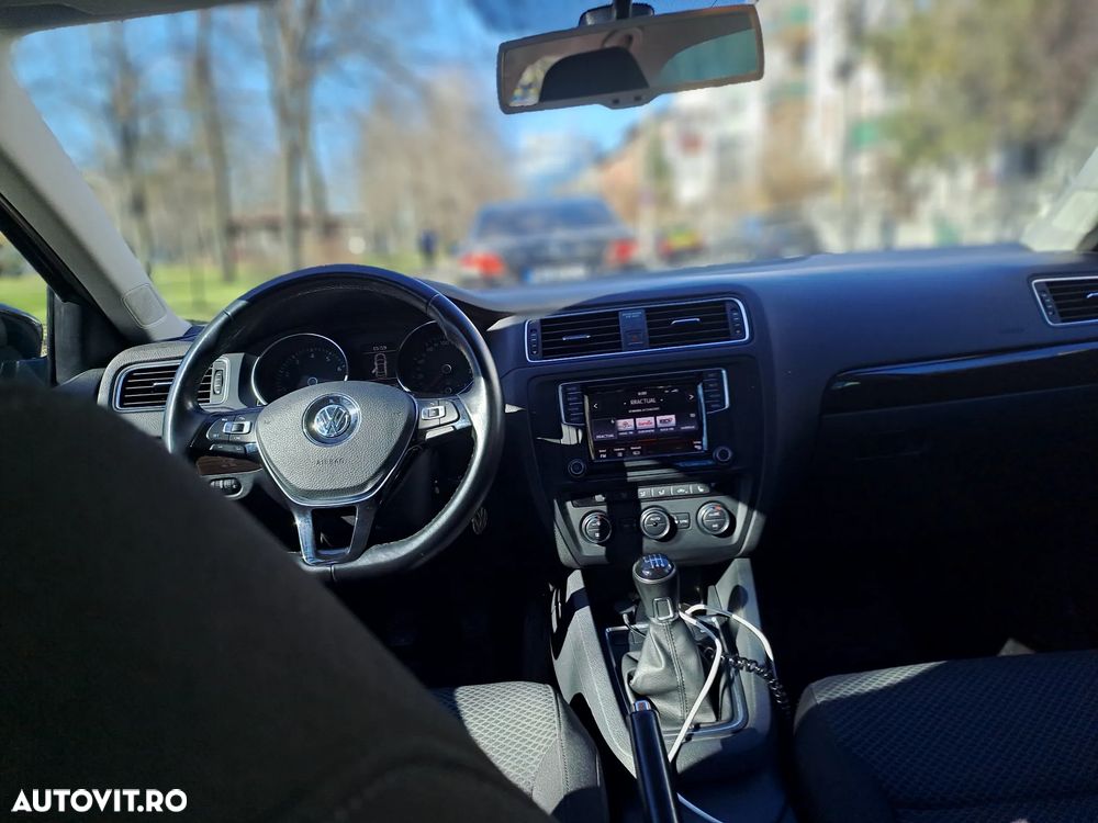 Volkswagen Jetta 1.4 TSI BlueMotion Technology - 18